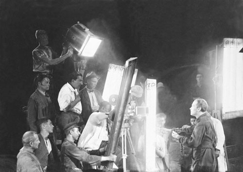 Set de filmagem do filme Metropolis, de Fritz Lang.
